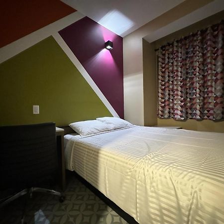 Moon Hotel Brooklyn Ню Йорк Екстериор снимка